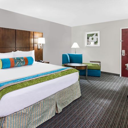 Holiday Inn Hotel & Suites Oklahoma City North By Ihg Kültér fotó