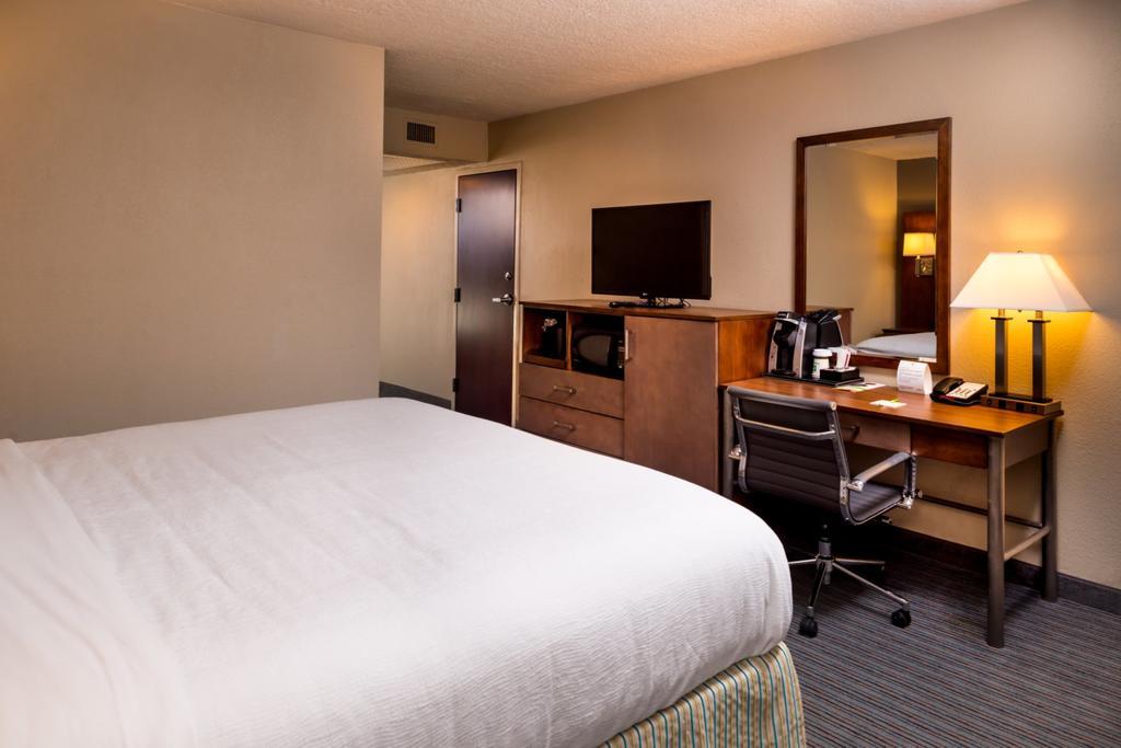 Holiday Inn Hotel & Suites Oklahoma City North By Ihg Kültér fotó